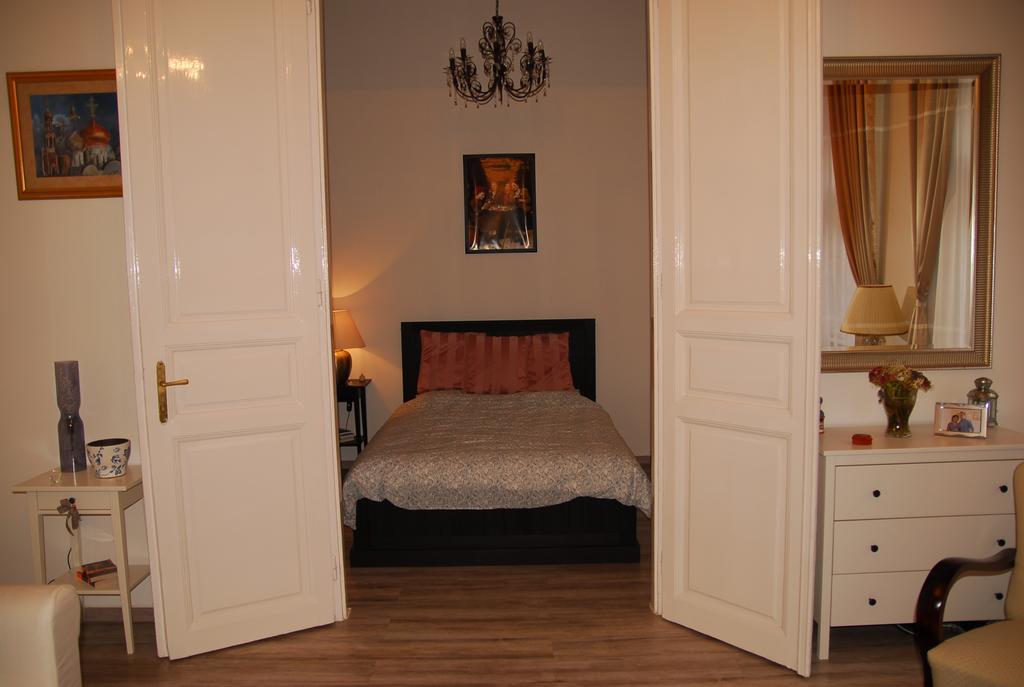 Balazs Apartment - Oktogon Budapest Exterior photo