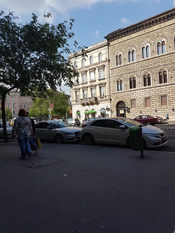 Balazs Apartment - Oktogon Budapest Exterior photo